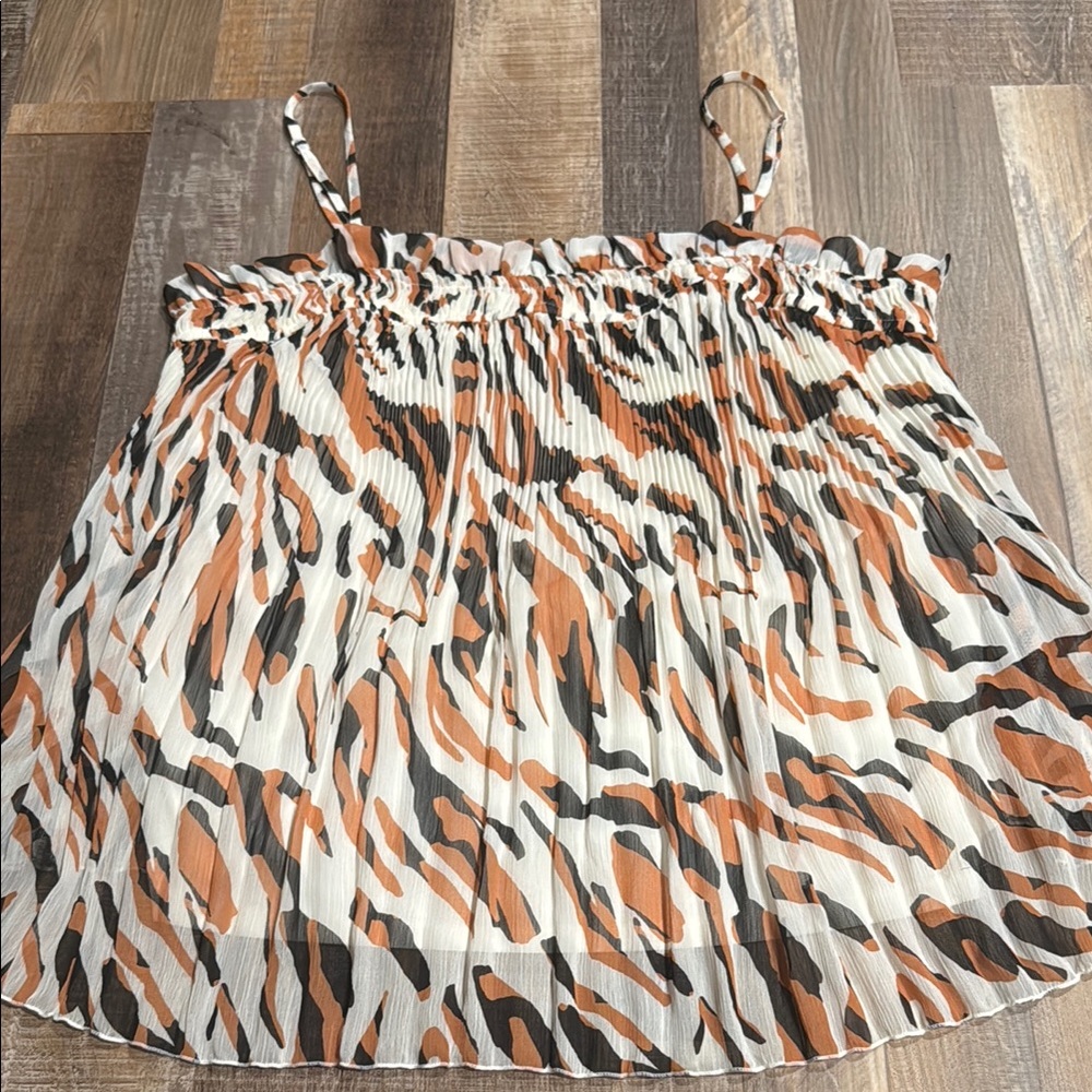 Women's Animal Print Pleated Top